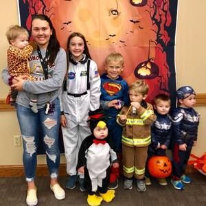 Meet your Posher, Naomi